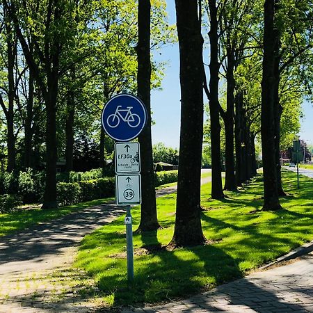 Bed and Breakfast Slapen Bij De Zeeuwse Lala IJzendijke Exterior foto