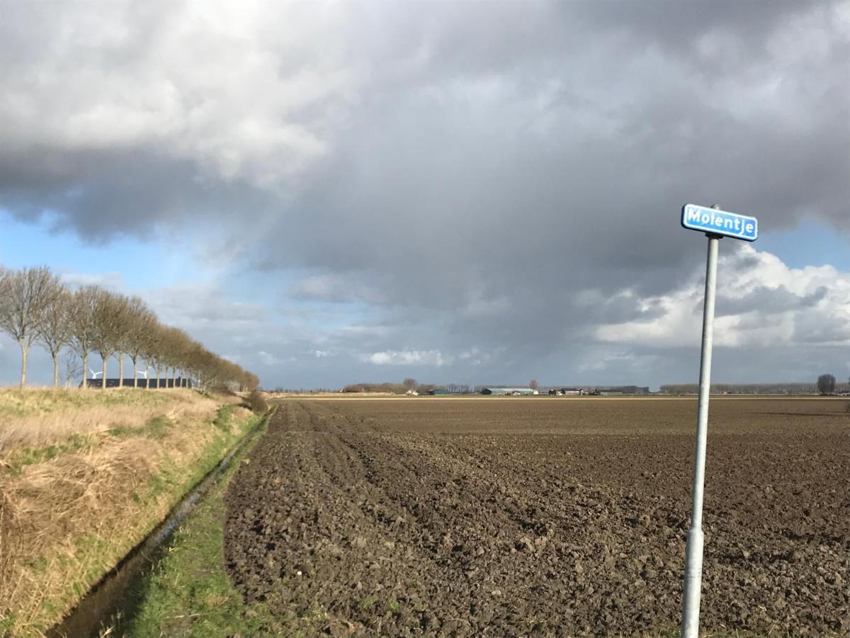 Bed and Breakfast Slapen Bij De Zeeuwse Lala IJzendijke Exterior foto