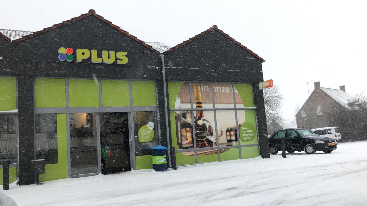 Bed and Breakfast Slapen Bij De Zeeuwse Lala IJzendijke Exterior foto